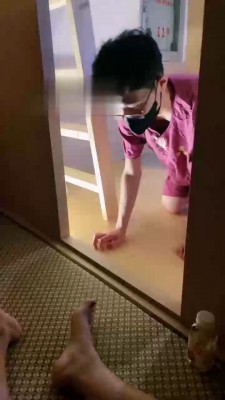 图片[1]-【若依】足浴店让狗舔脚 bf21571-绳艺资料库