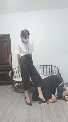 图片[2]-【欣主子】斯文小姐姐高跟蹂躏狗奴 bf14124-绳艺资料库
