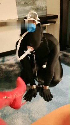 图片[3]-【Queen夏】小黑犬第一天被训化 bf11508-绳艺资料库