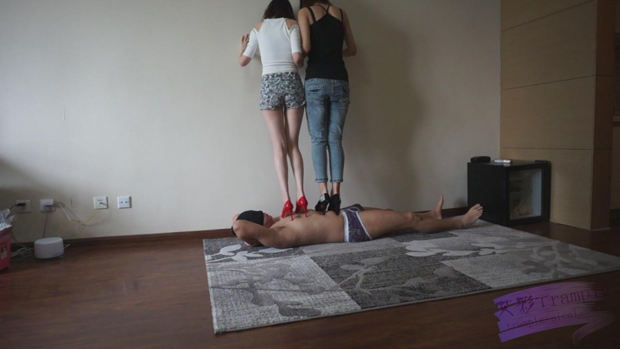 图片[18]-双人高跟鞋践踏毯子-绳艺资料库