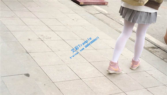 图片[3]-青春少女白丝运动鞋-绳艺资料库